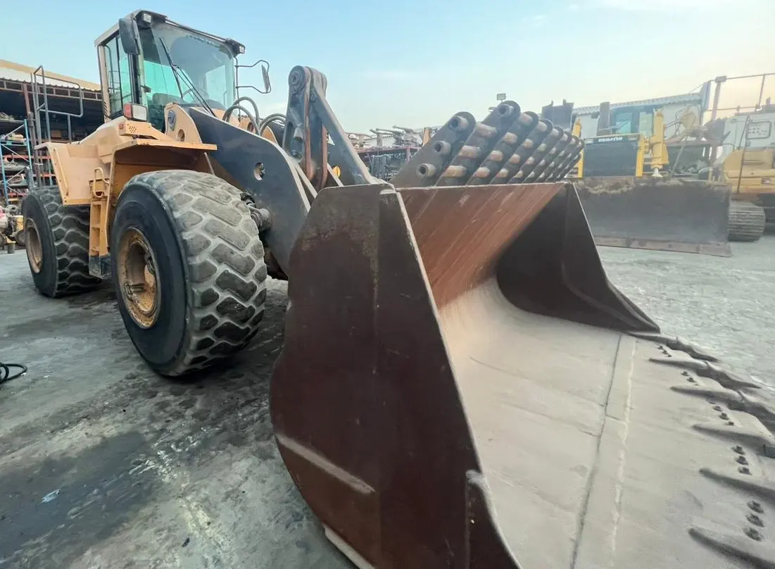 Wheel Loader Volvo L220F 2008 - 3