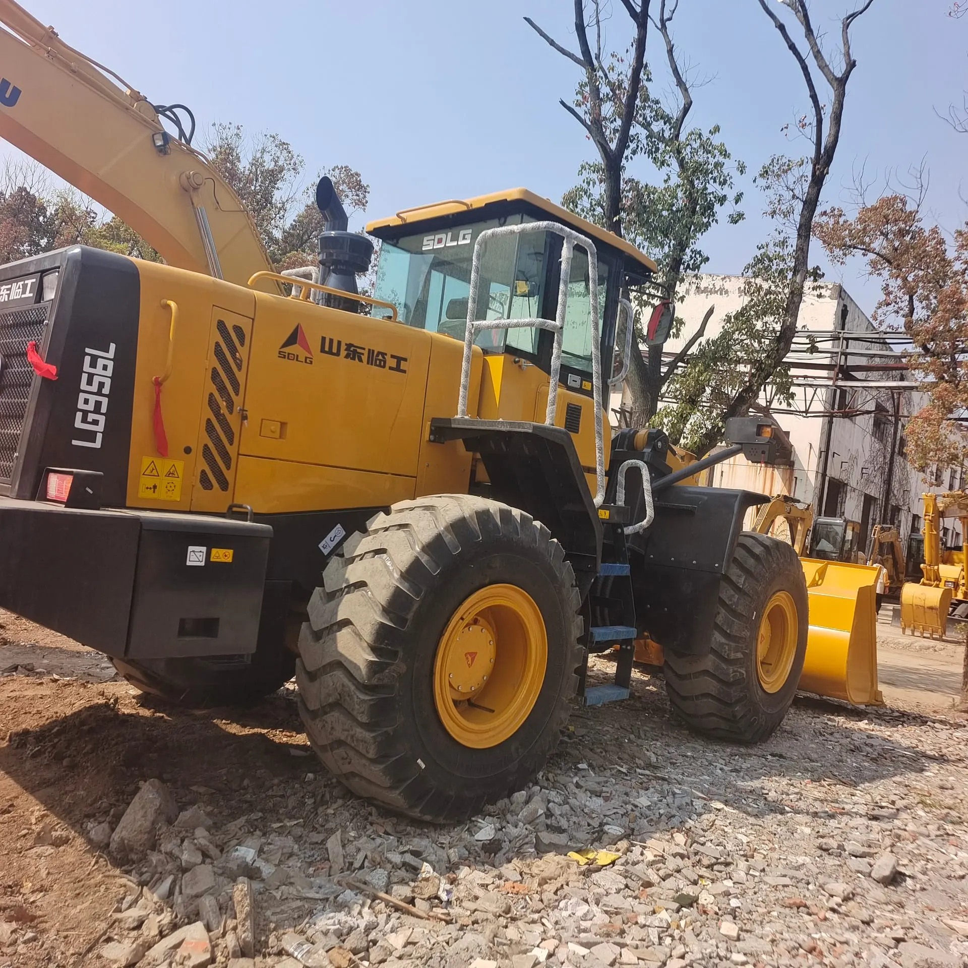 SDLG LG956 wheel loader for sale