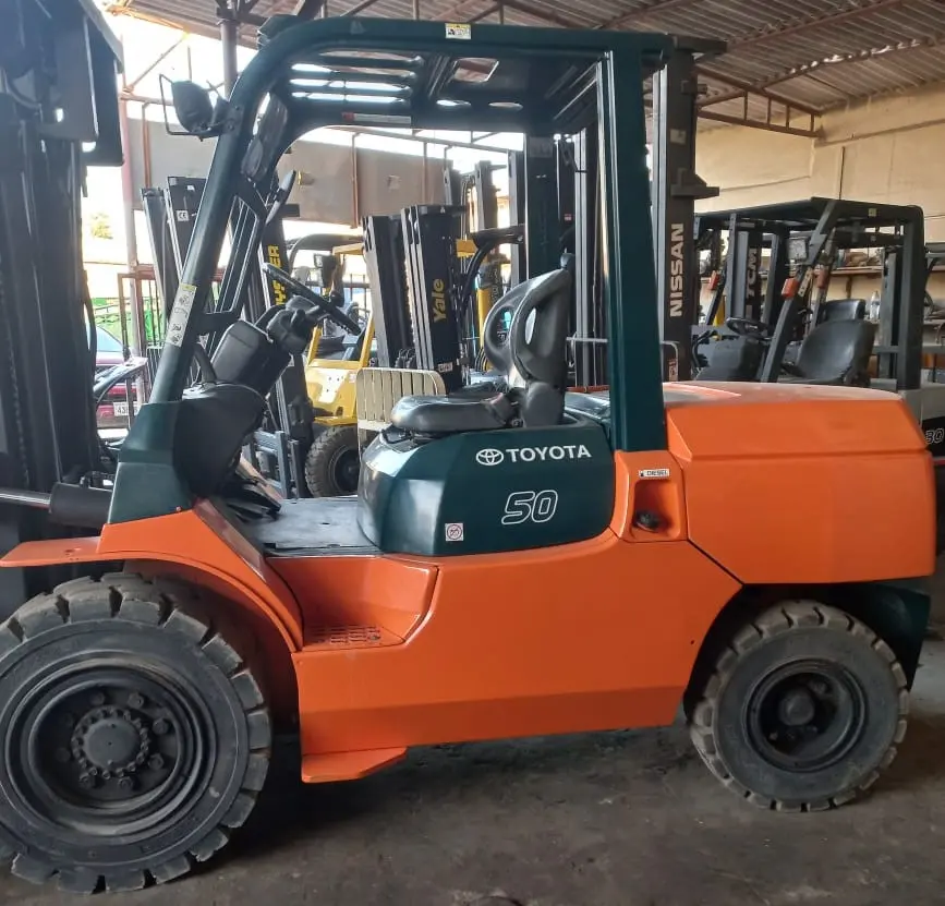 Forklift Toyota 2013