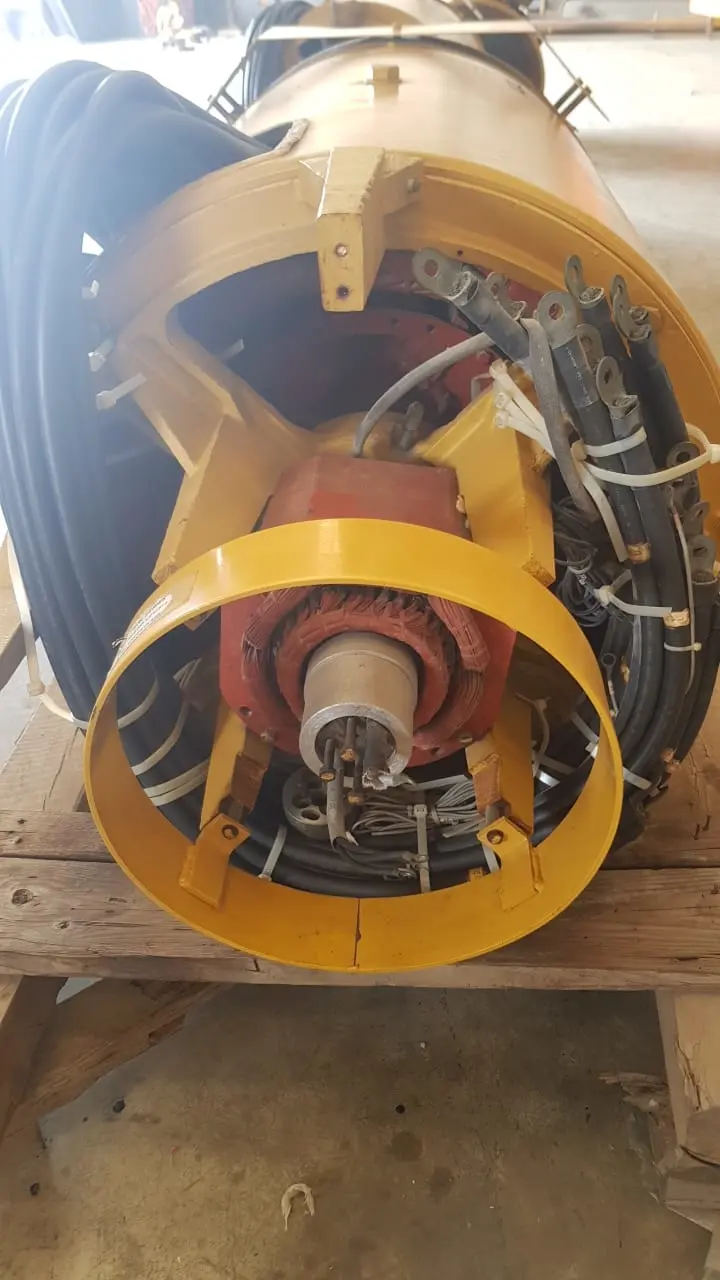 CATERPILLAR SR4B 810KVA ALTERNATOR