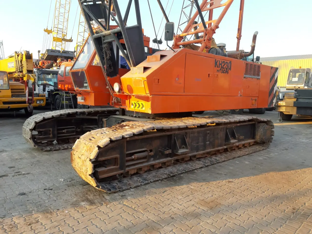 USED Crawler Crane HITACHI KH230 - 2