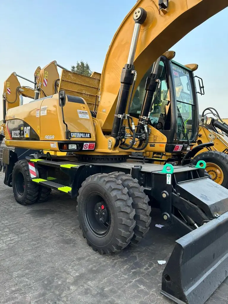 CATERPILLAR M322C Wheeled Excavator 2007 - 4