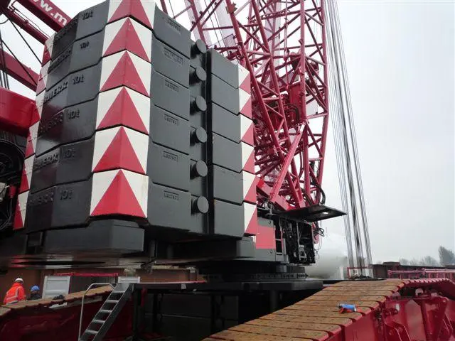 Liebherr LR 1400(400 TON) CRAWLER CRANE RENTAL