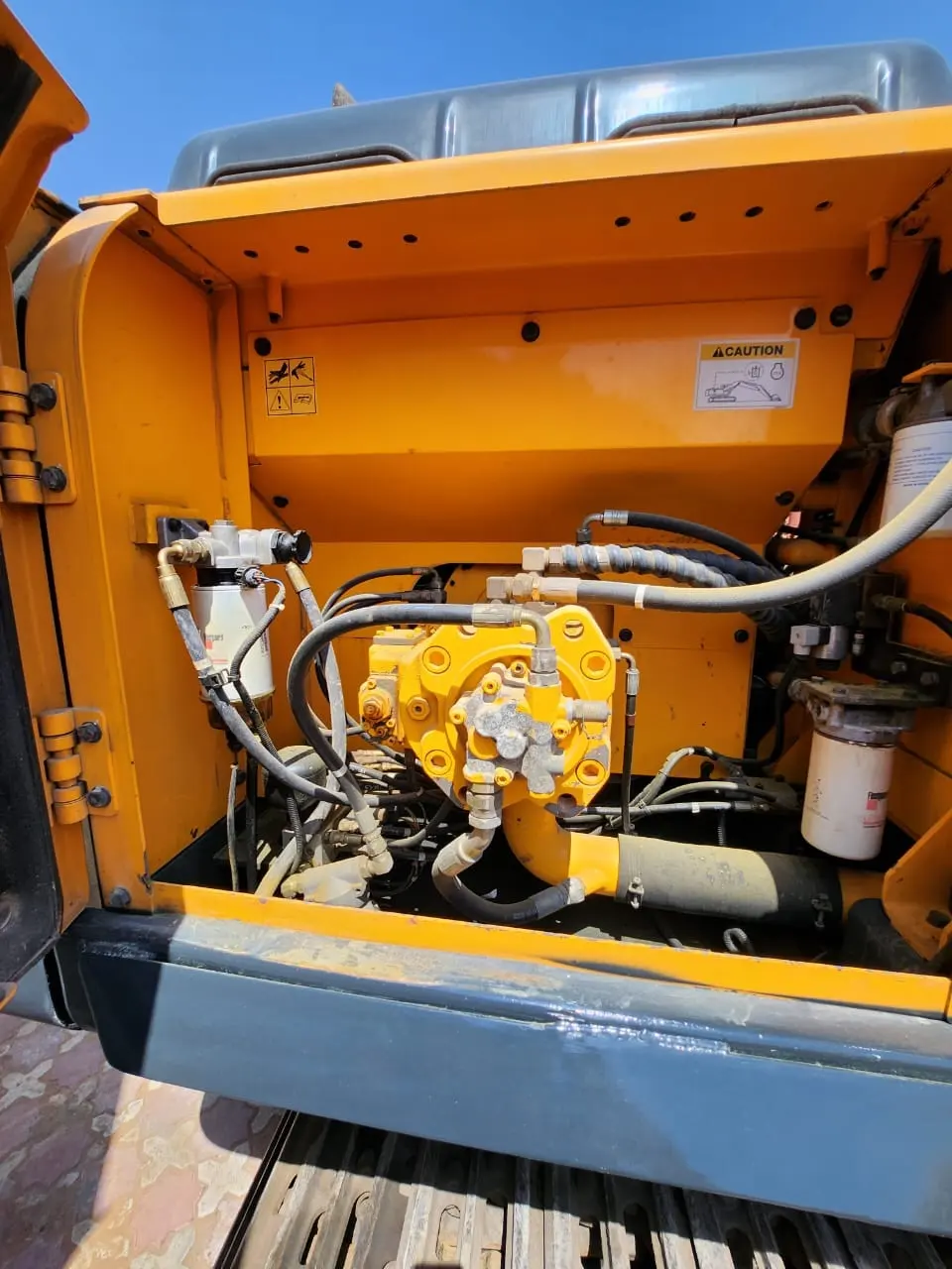 Hyundai 210 LC-7A Chain Excavator 2018 for Sale - 7