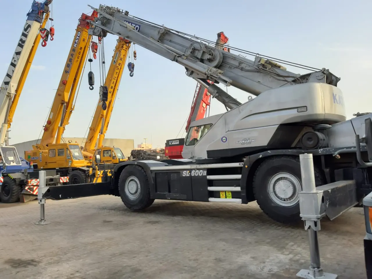 Used KATO KR50H-L2 Crane - 2