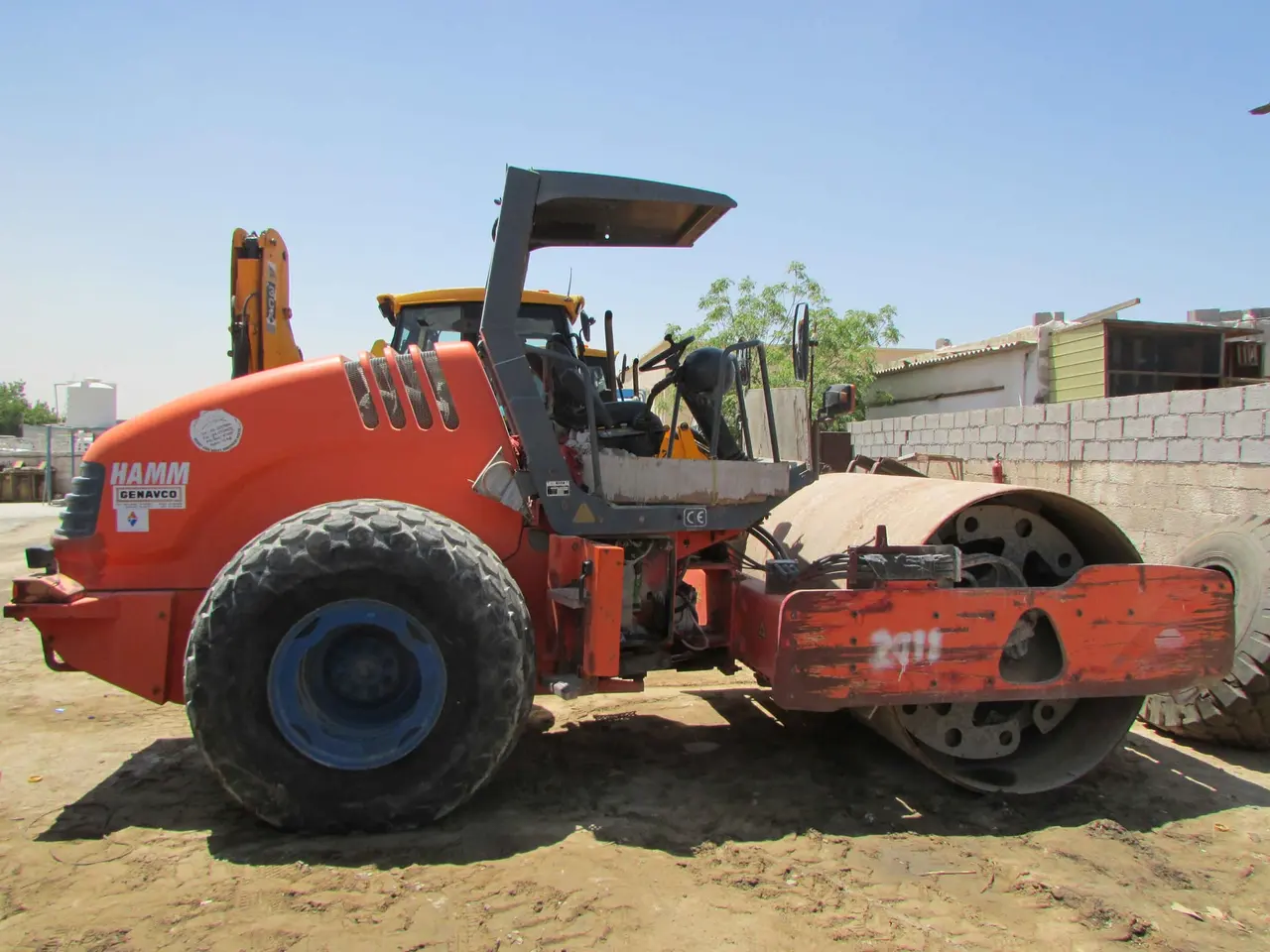 Double Drum Roller 25 Ton Available on hire
