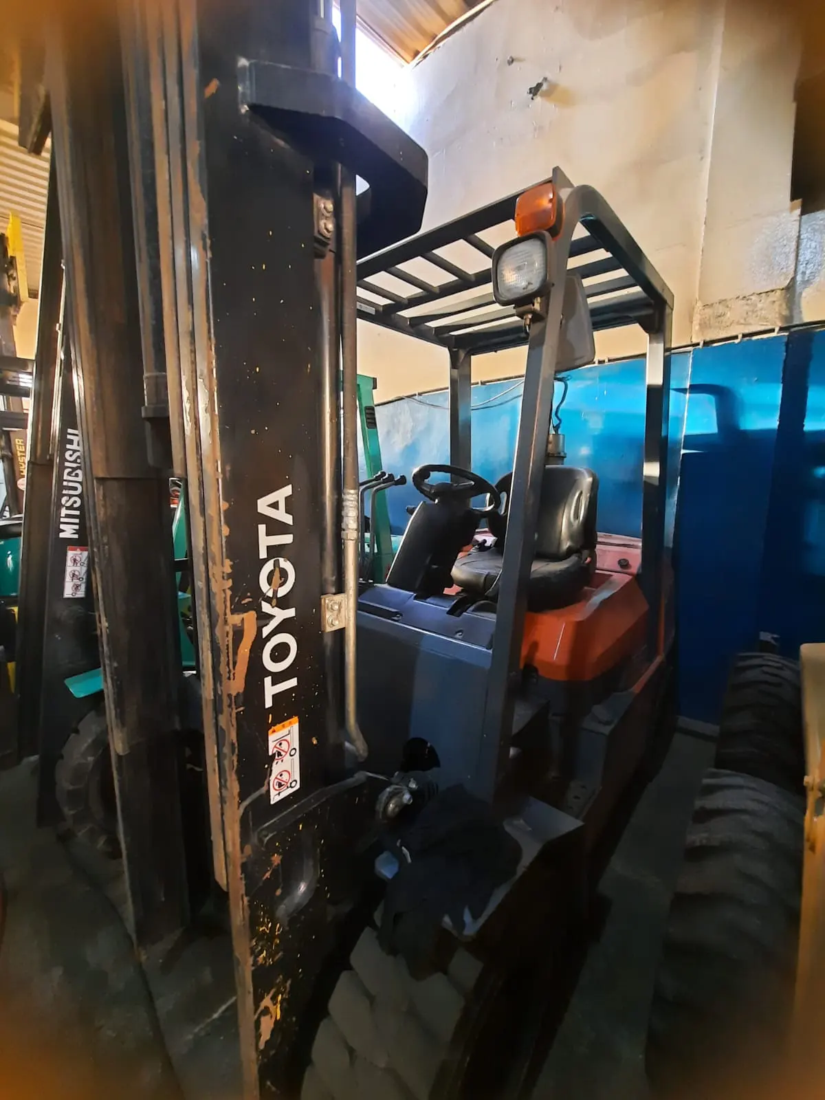 Toyota Forklift 3 ton 2018 hrs 3600 - 2