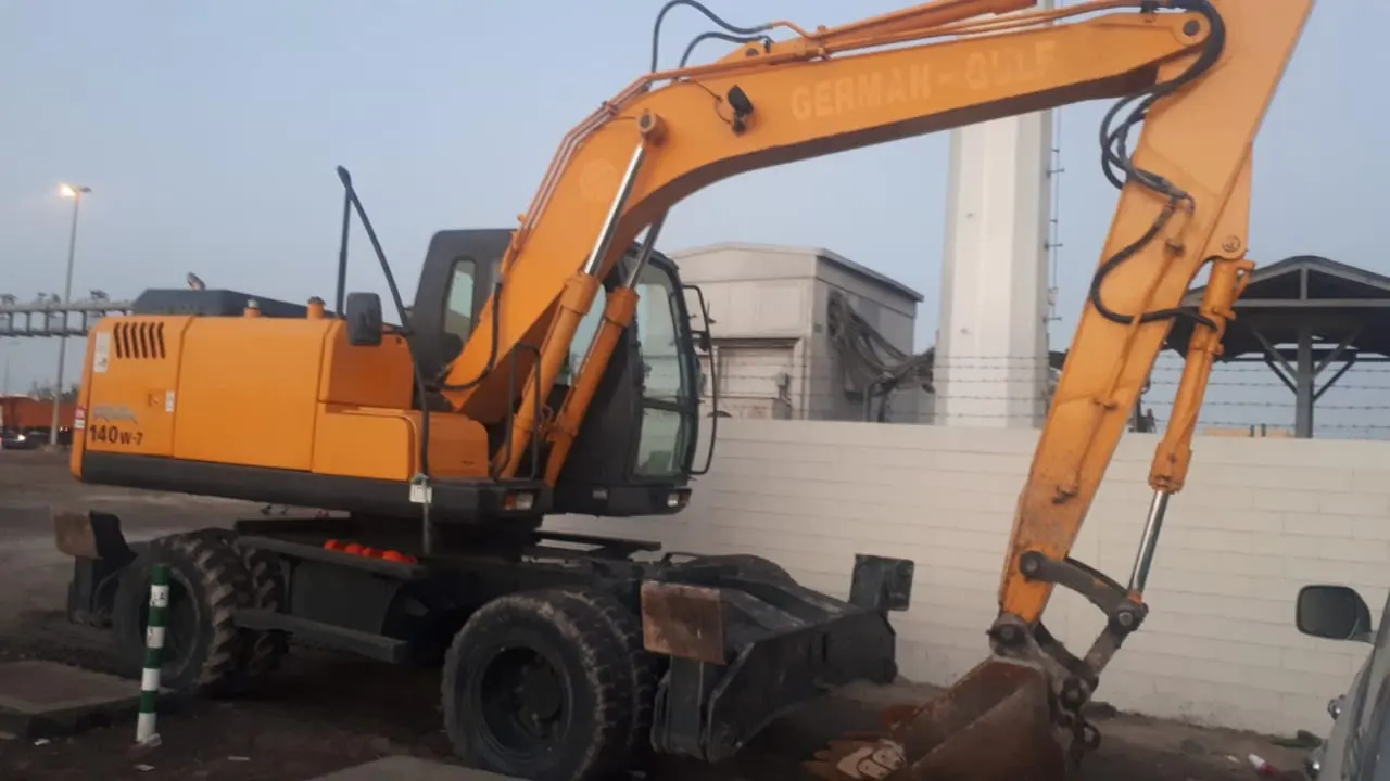 Wheel Excavator HYUNDAI 140w-7