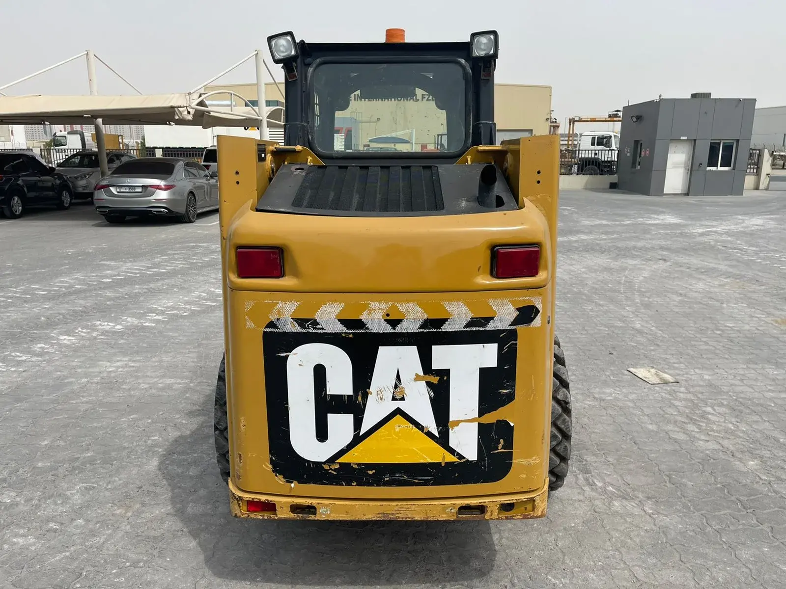 CATERPILLAR 216B3 SKID STEER LOADER - 3