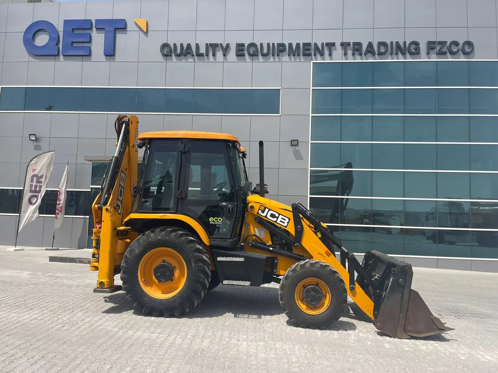 JCB 3DX – 1M3 BACKHOE LOADER
