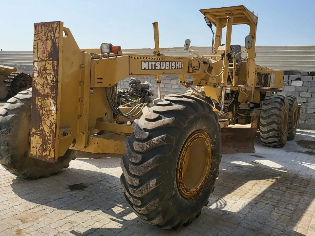 Motor Grader Mitsubishi 2004 - 4