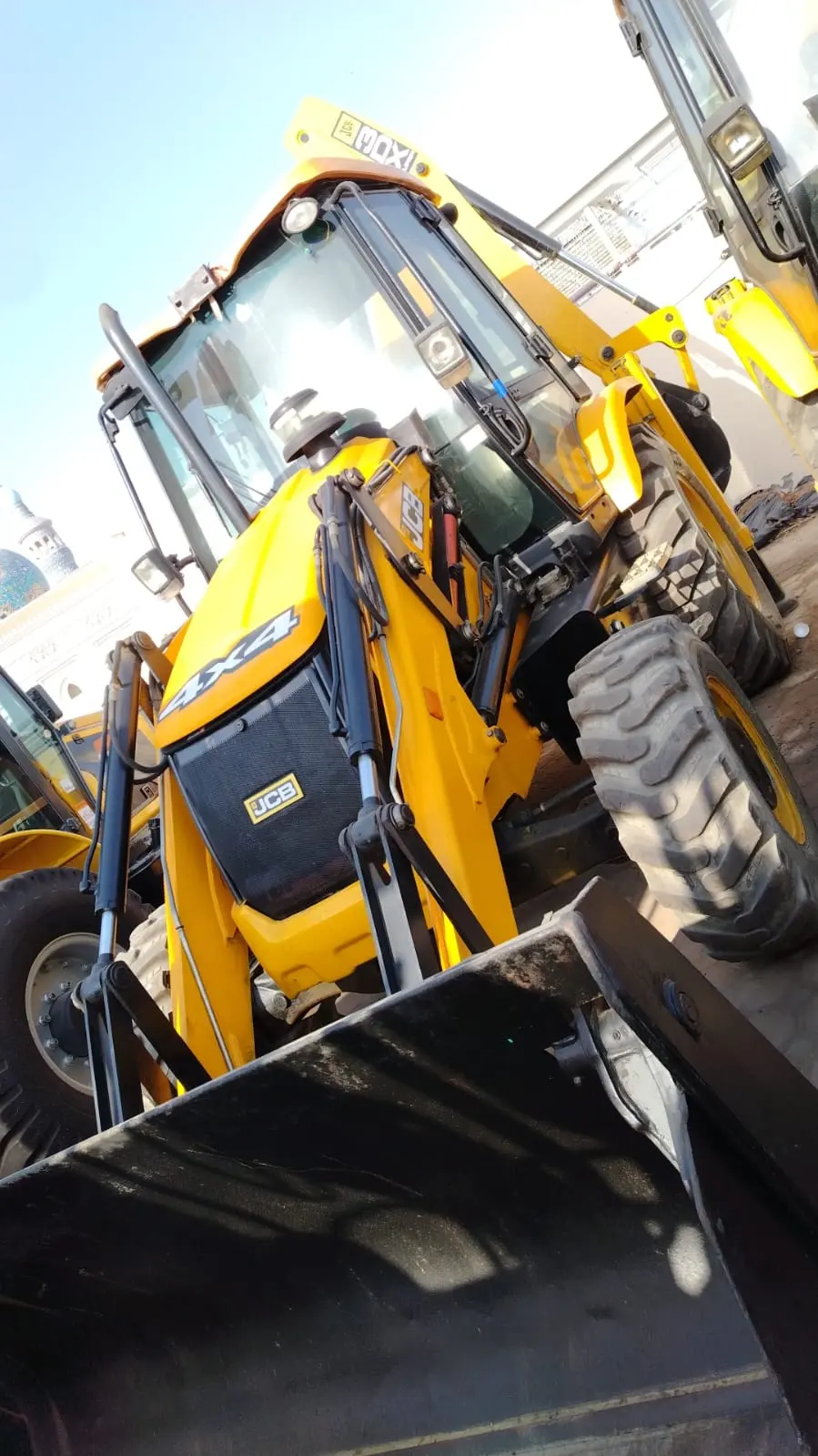 BRAND NEW BACKHOE LOADER AVAILABLE FOR SALE - 4