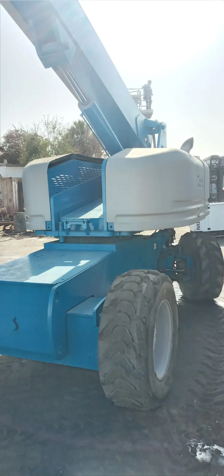 GENIE S85 TELESCOPIC BOOMLIFT AVAILABLE ON RENT - 3