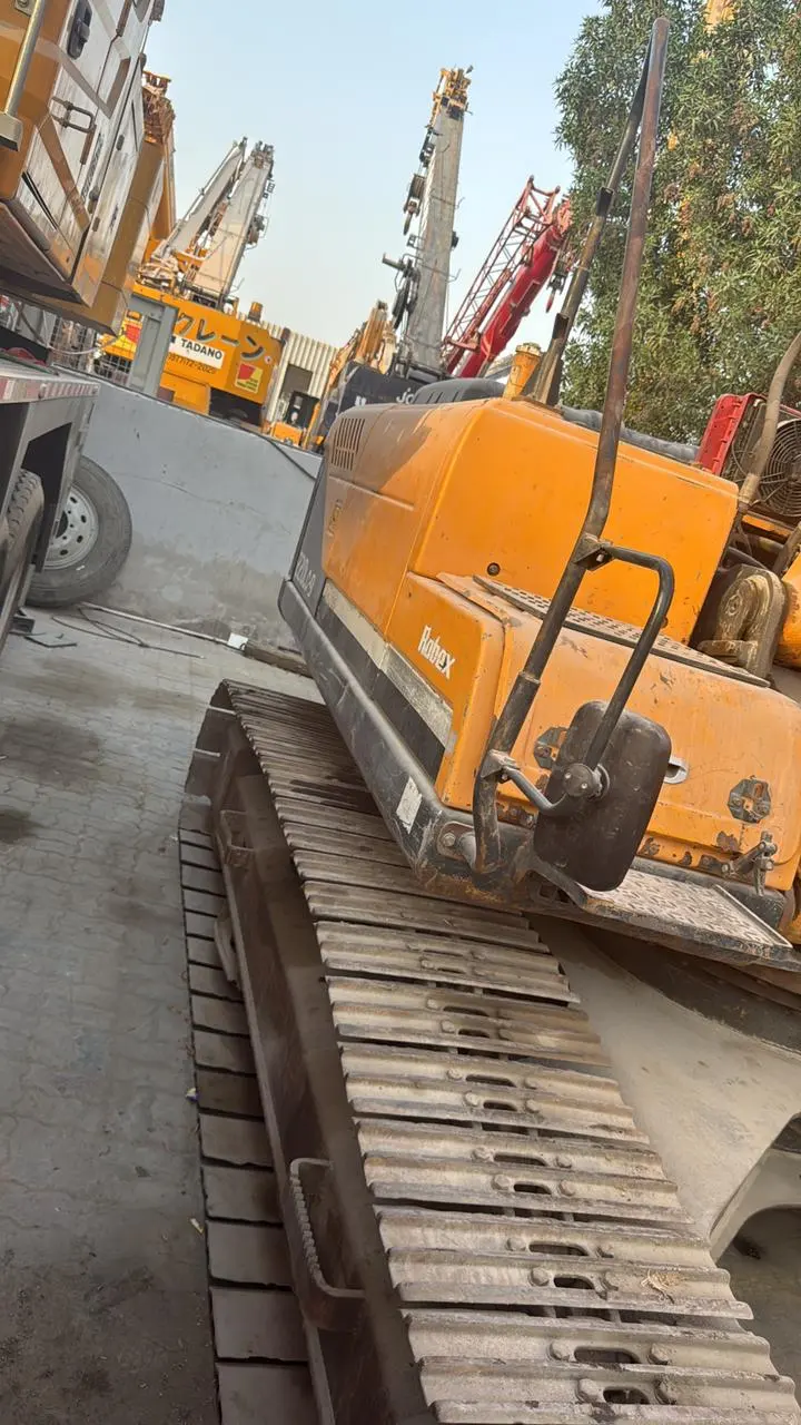 Hyundai 220 LC 2021 for rent