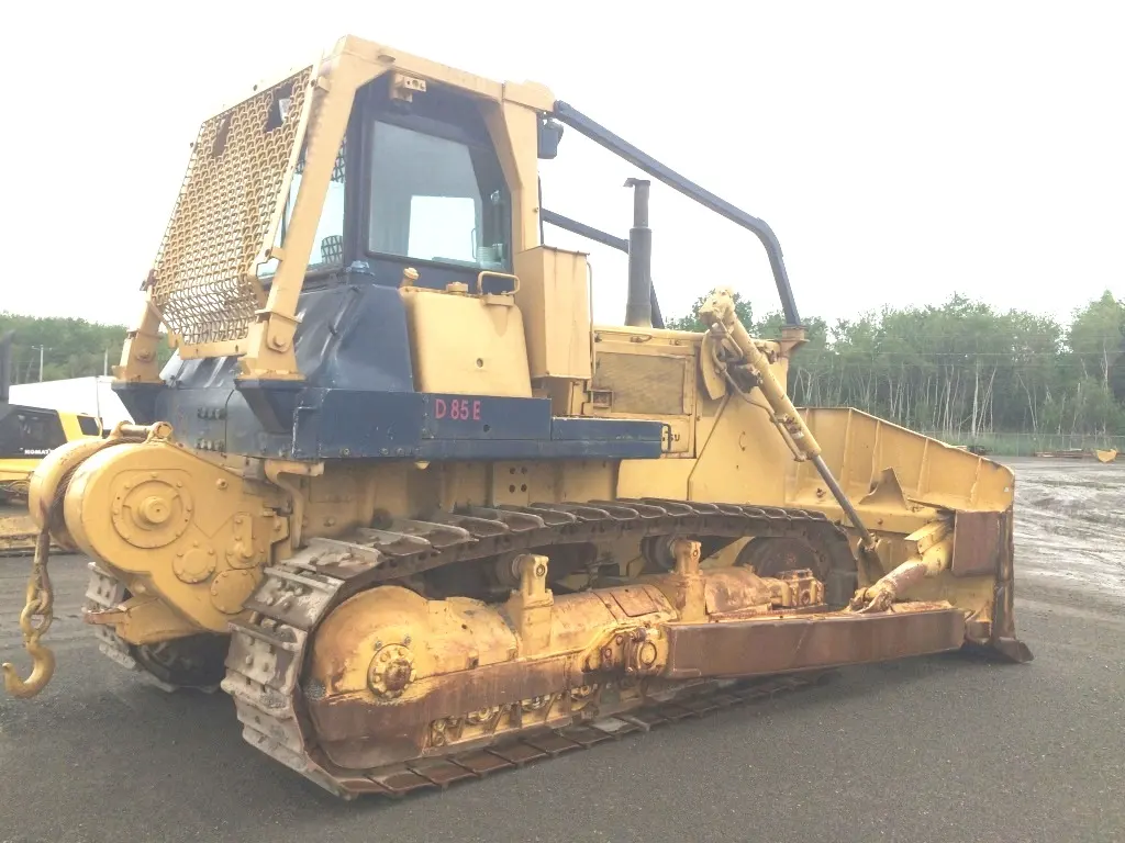 Used KOMATSU Dozer D85