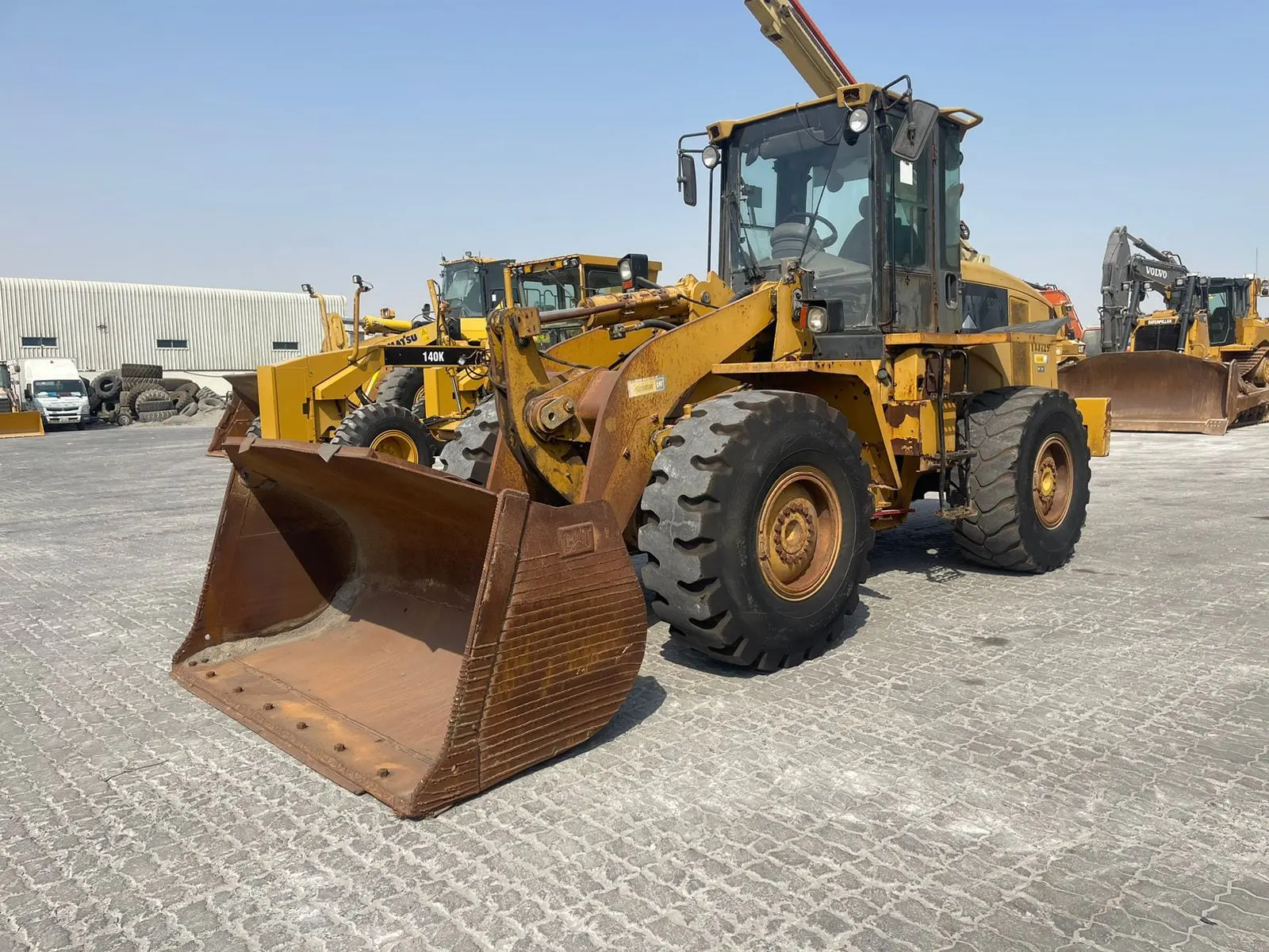 CATERPILLAR 938H- 16TONS WHEEL LOADER - 2