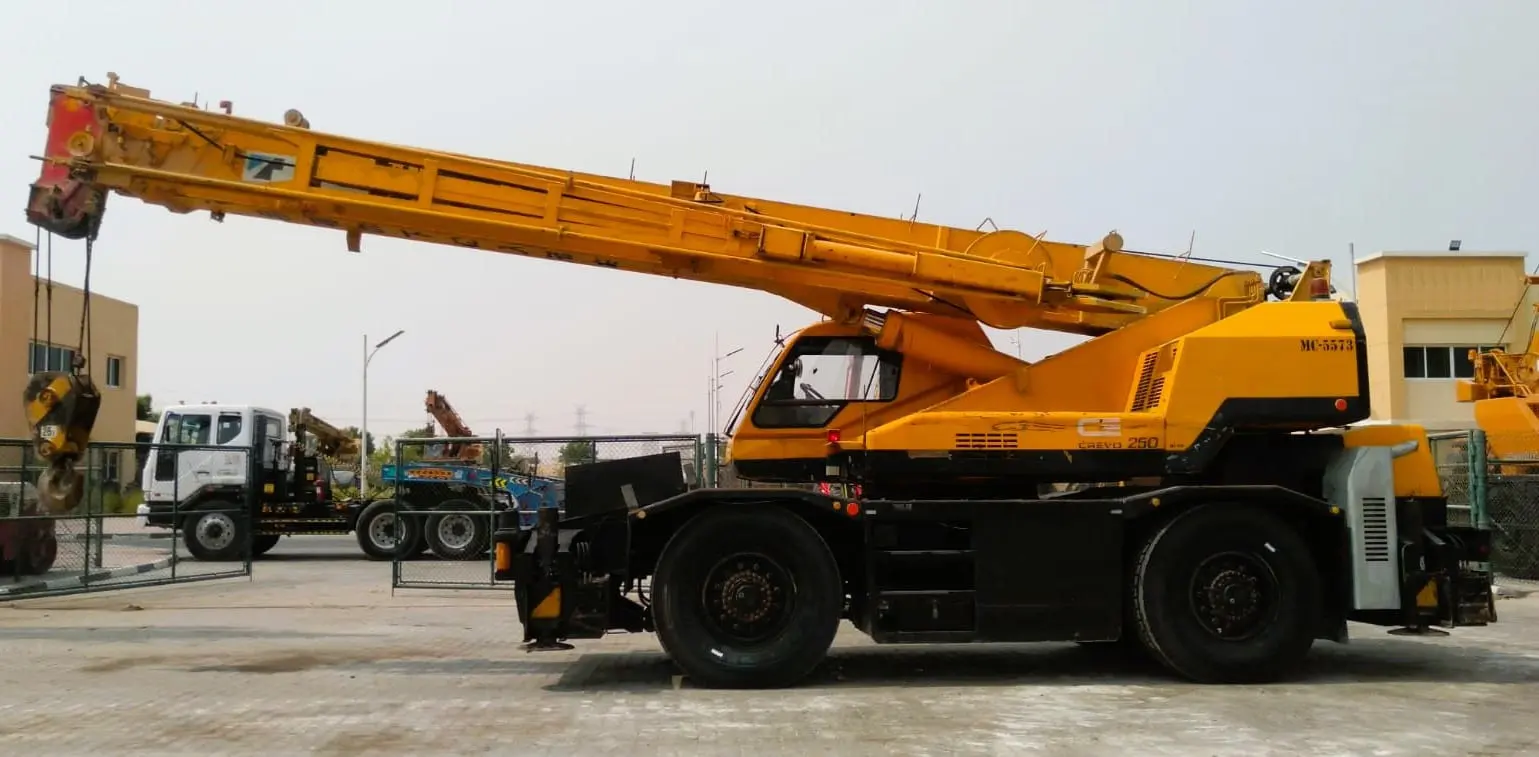 TADANO TR250M-6 - 2