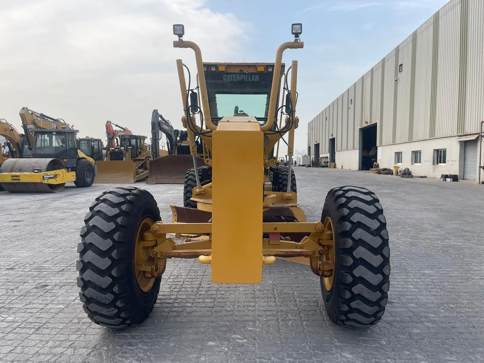 CATERPILLAR 140K MOTOR GRADER - 3