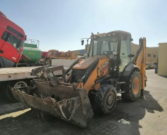 BACKHEO LOADERS JCB 3CX & CASE 570 T AVAILABLE ON RENTAL