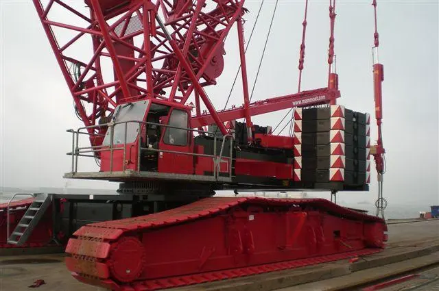 Liebherr LR 1400(400 TON) CRAWLER CRANE RENTAL - 4