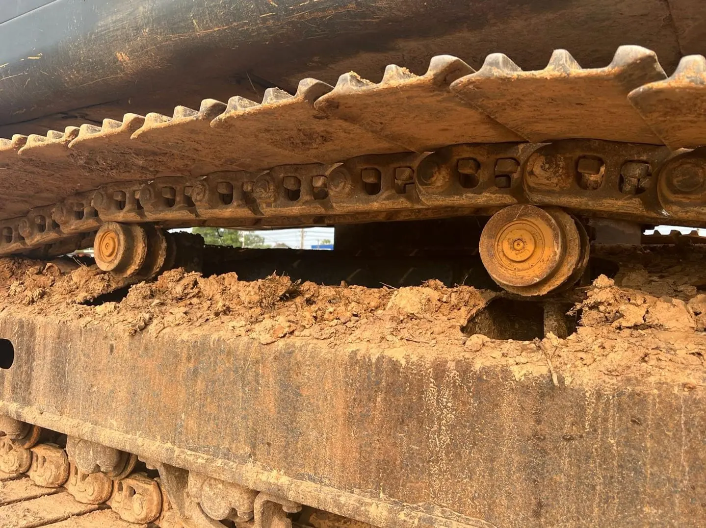 Hyundai Chain Excavator  220-9S - 5
