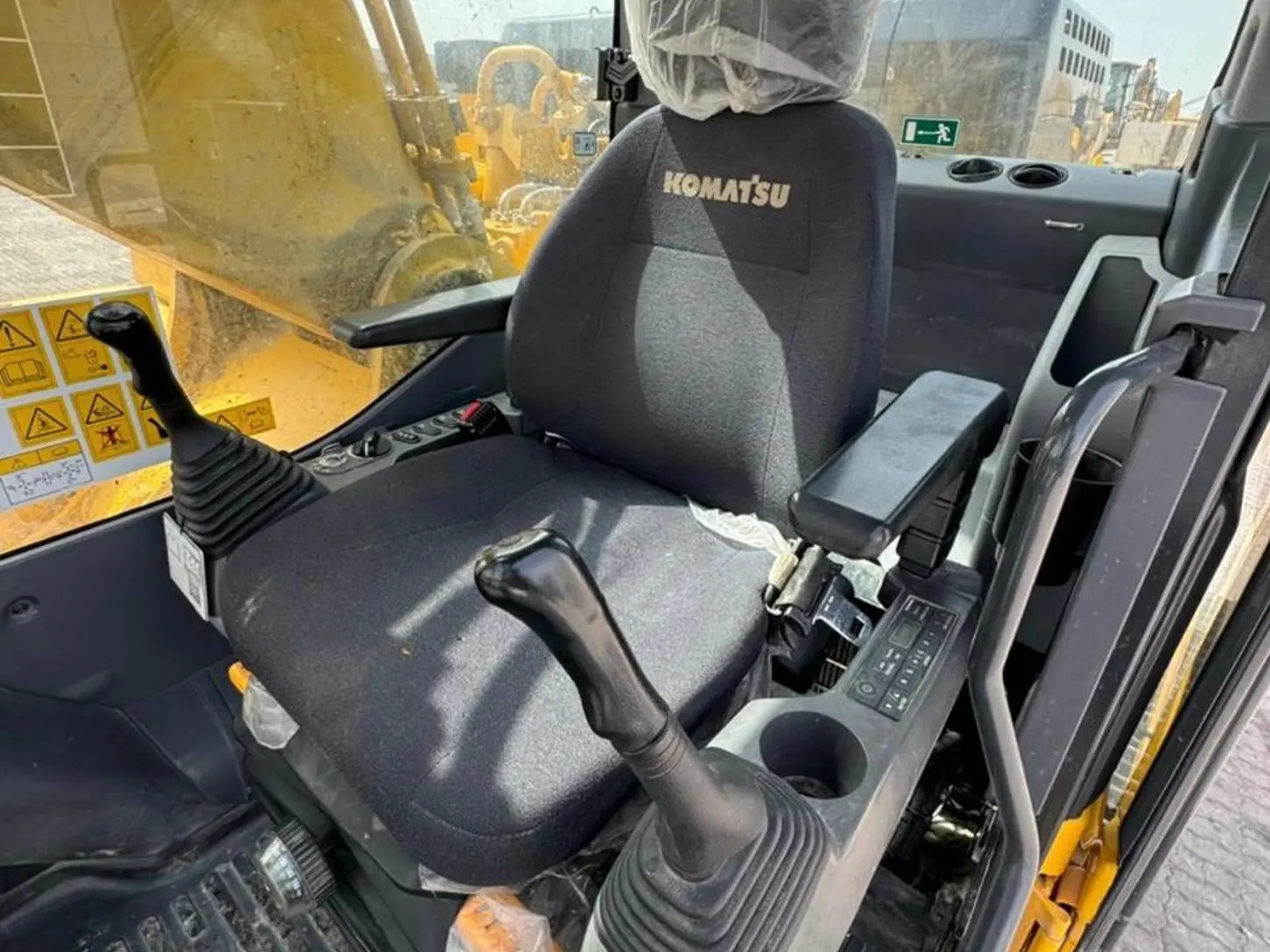 Komatsu  PC 400 8R - 6