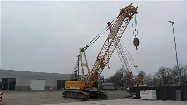 Liebherr LR 1100(105 TON) CRAWLER CRANE RENTAL - 2