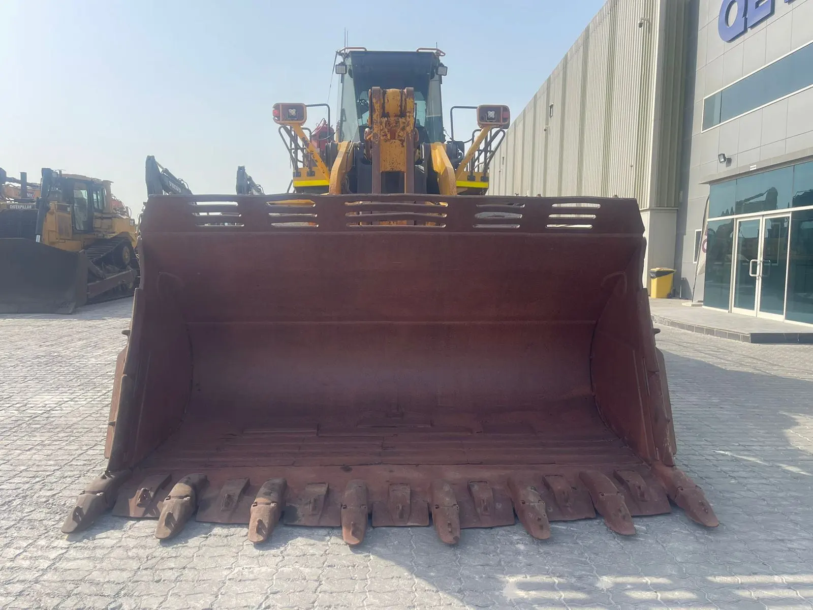 KOMATSU WA600-6 – 60TONS WHEEL LOADER - 3