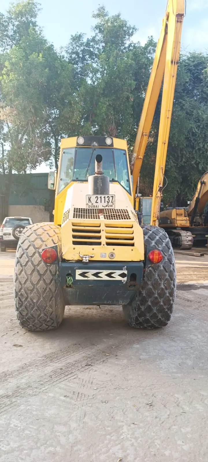 Roller Compactor 10 Ton 211D-40 - 2