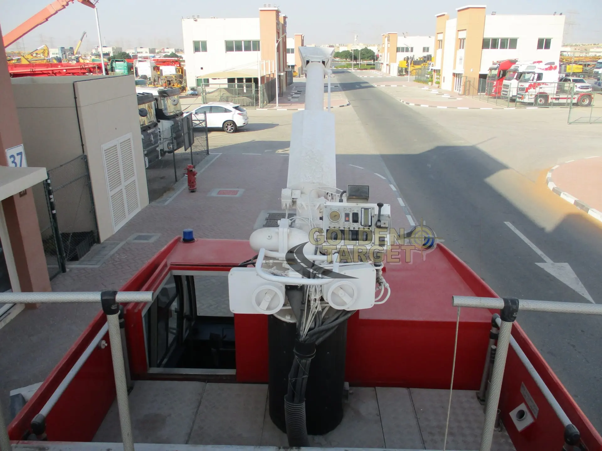 REYNOLDS BOUGHTON BARRACUDA 4x4 FIRE TRUCK 1998 - 7