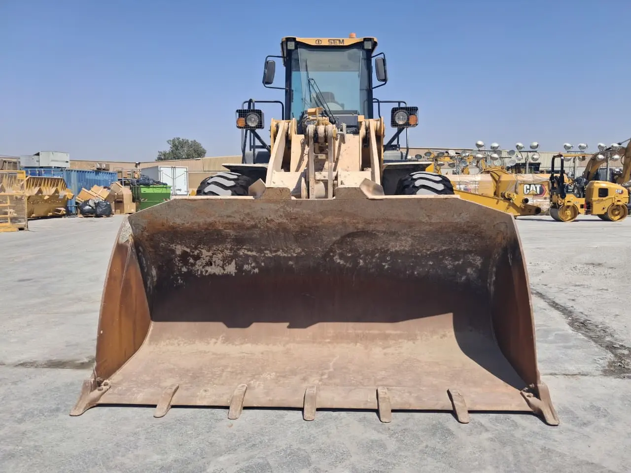 SEM Wheel Loader