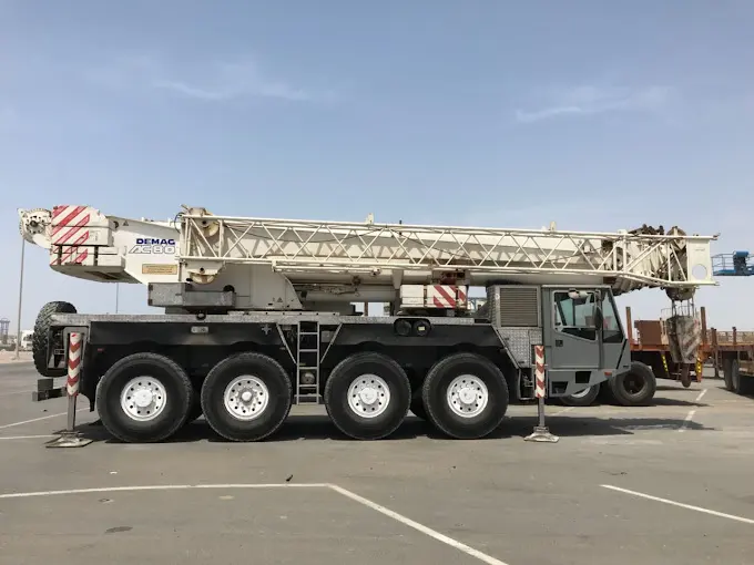 Mobile Crane 100 ton TEREX