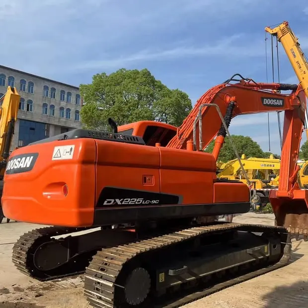 High Quality Used Doosan DX225 Hydraulic Crawler Excavator
