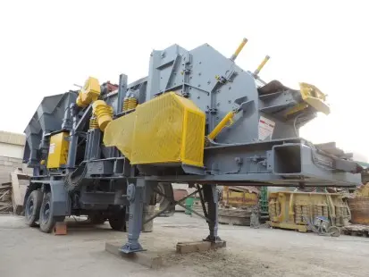 Mobile impact crusher - 3