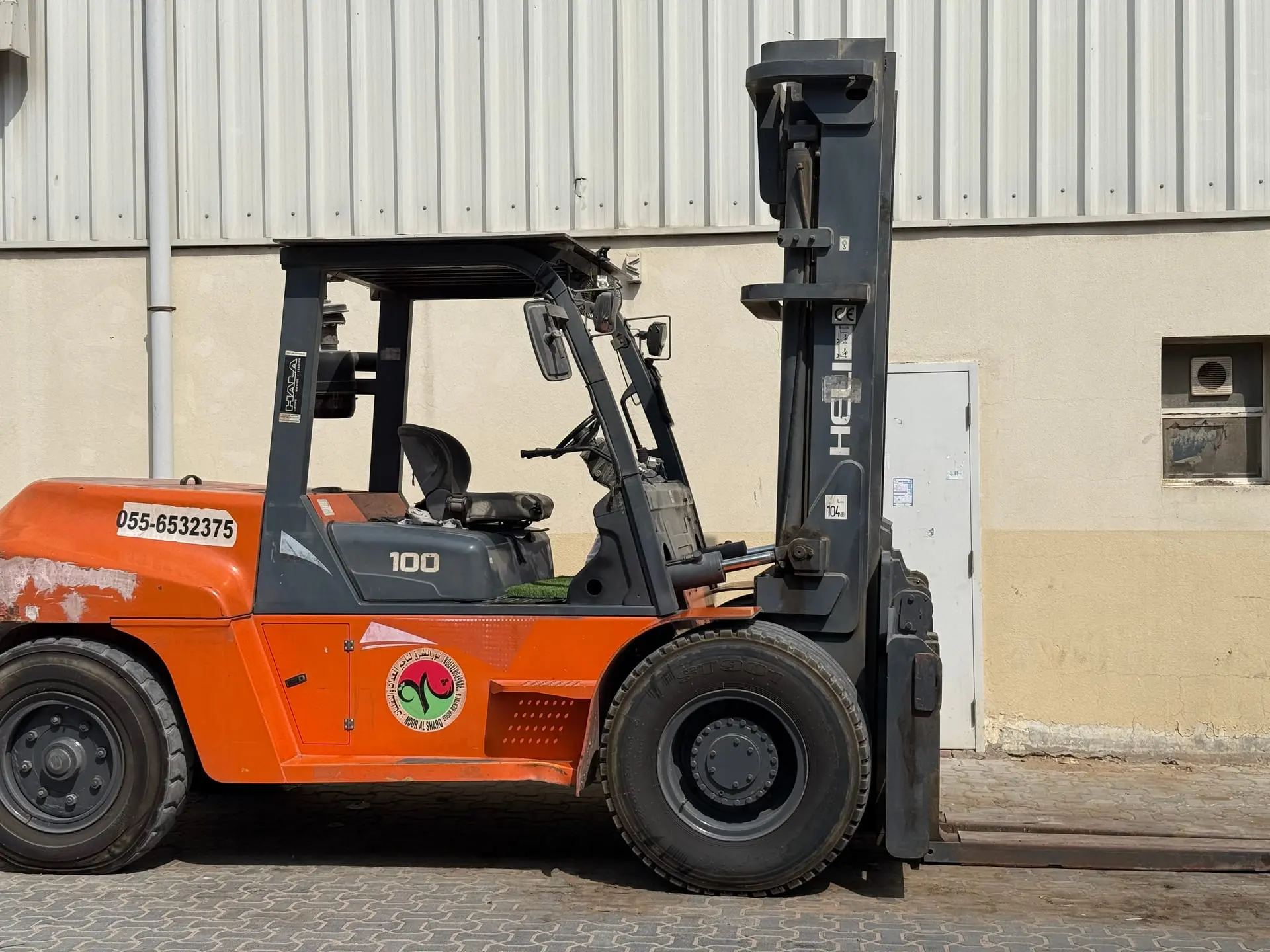 10 TON FORKLIFT FOR RENT ALL OVER UAE