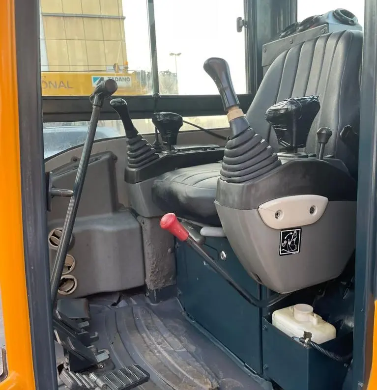 Excavator Hyundai Robex35Z-9 2013 - 6