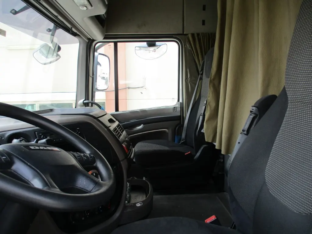 DAF XF105.460 6×4 HEAD TRUCK 2018 - 7