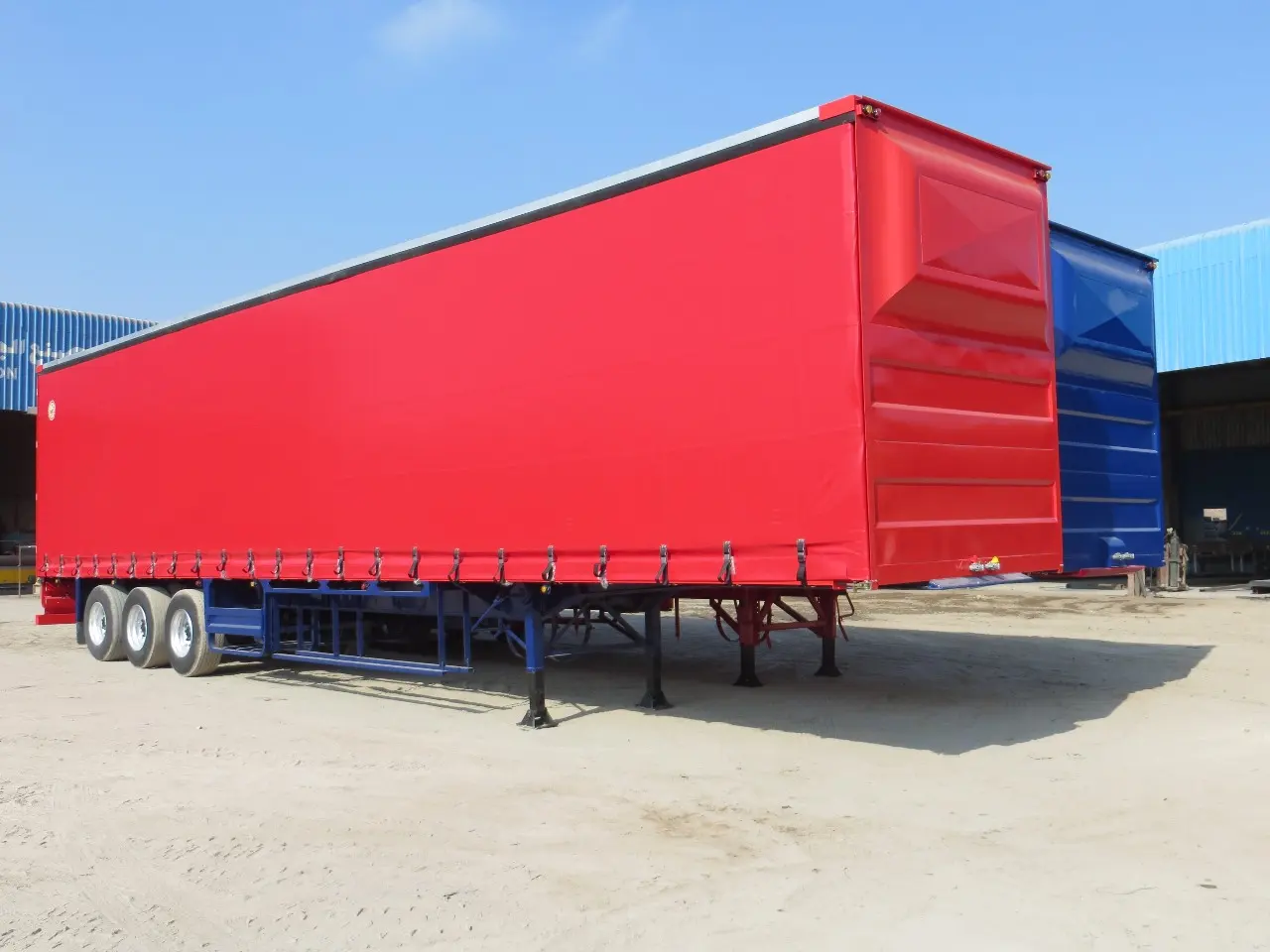Curtain Side Trailer Total Length: 15.5 Meter - 3