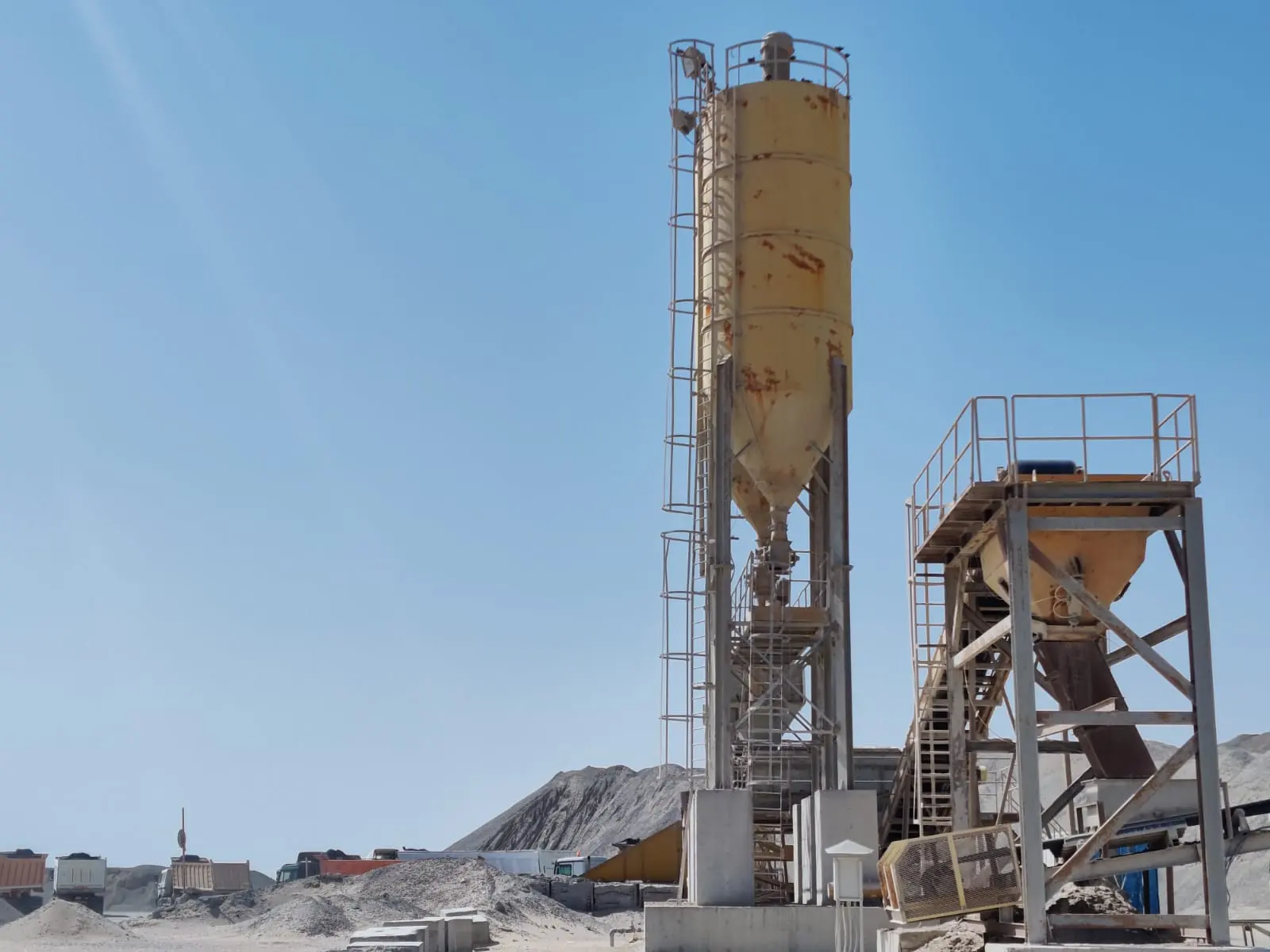 Linnhoff Wet Mix Plant Machineries - 7