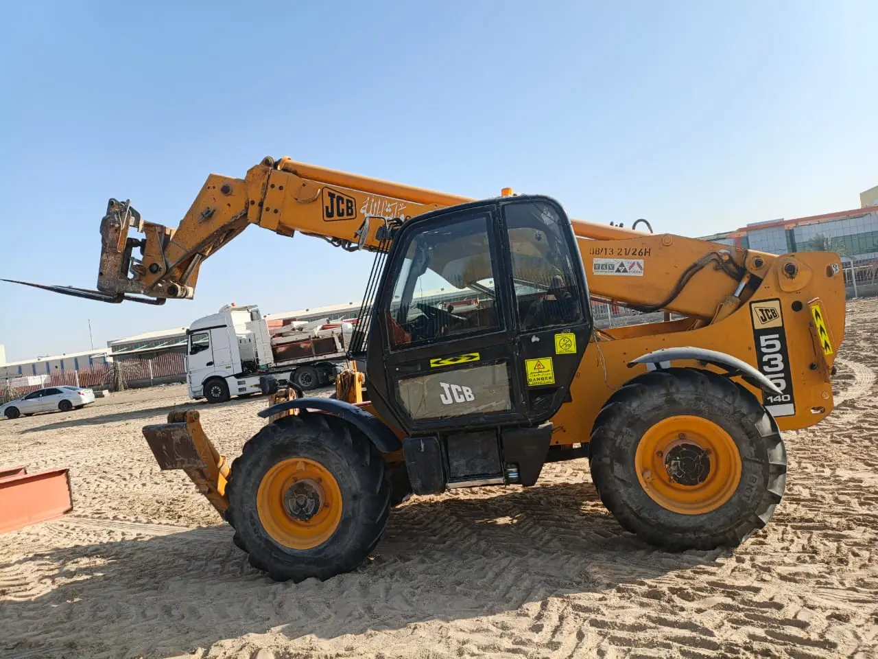 Jcb - 4