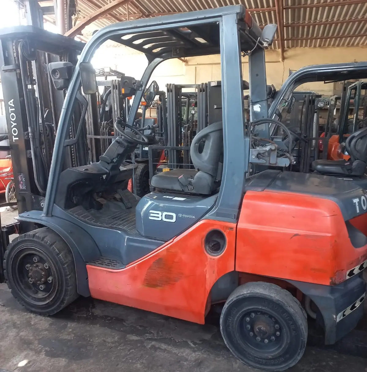 Forklift Toyota 2012 Petrol & Gas