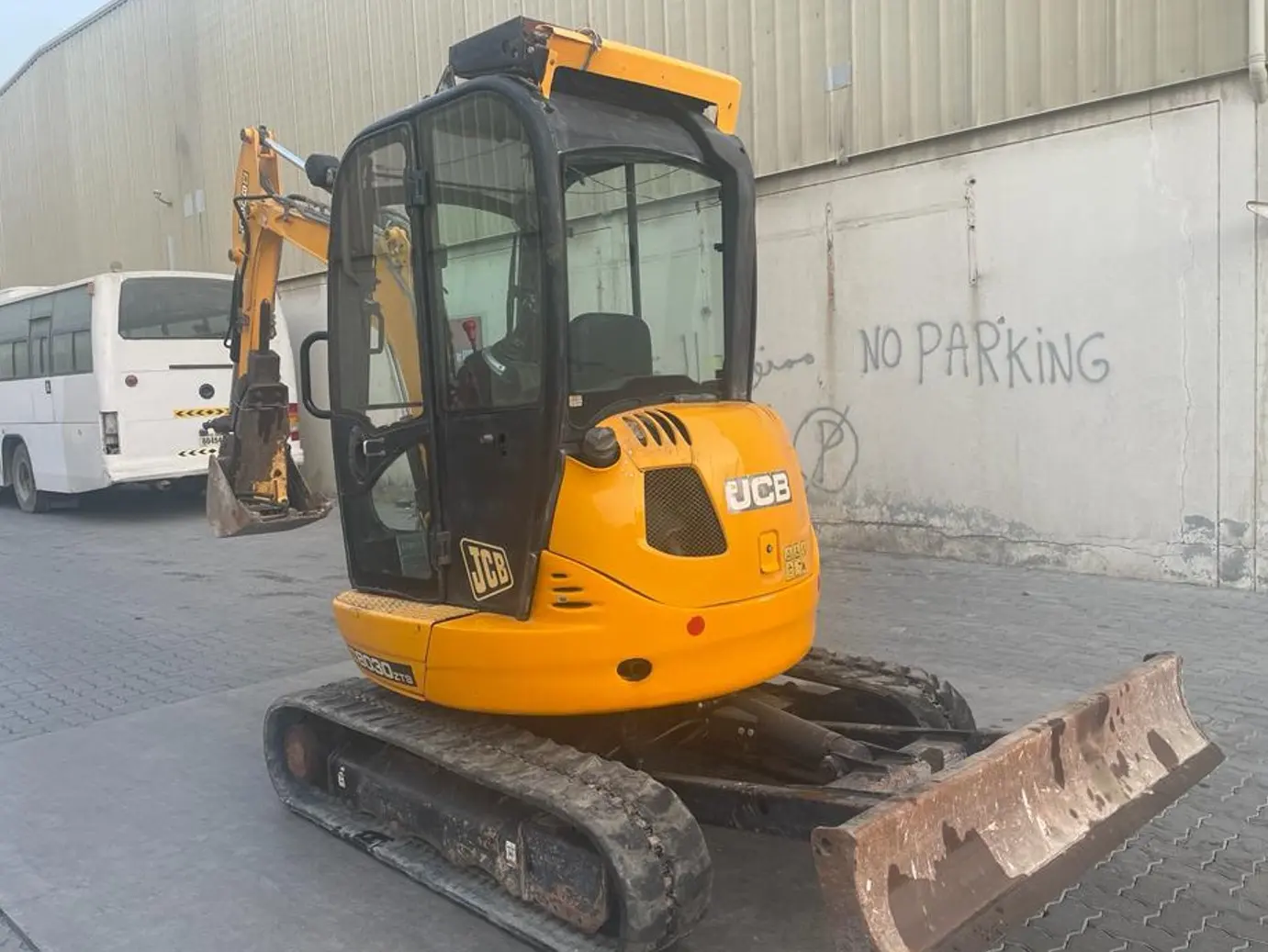 JCB mini Excavator - 2