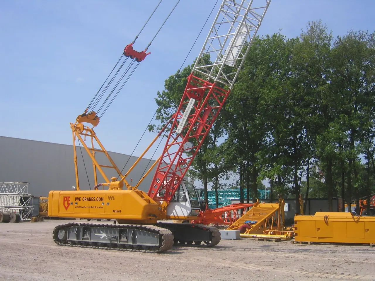 Zoomlion Quy 70 (70 TON) CRAWLER CRANE ON RENT