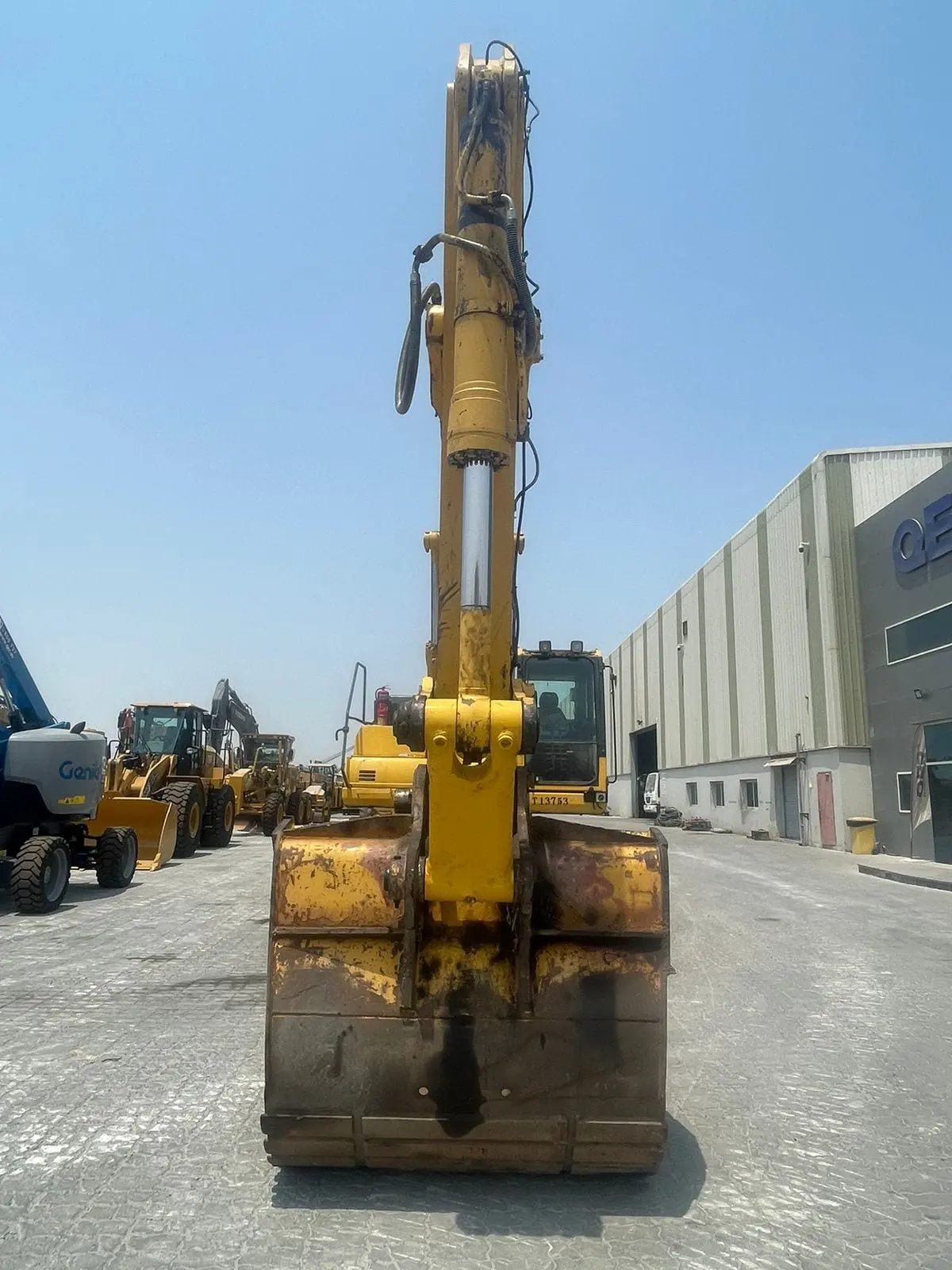 KOMATSU PC400LC-8R - 40TONS HYDRAULIC EXCAVATOR - 3