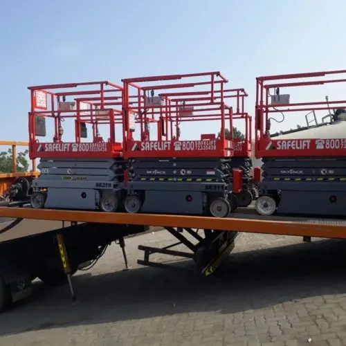 8MTR. ELECTRIC SCISSOR LIFT AVAILABLE FOR RENT