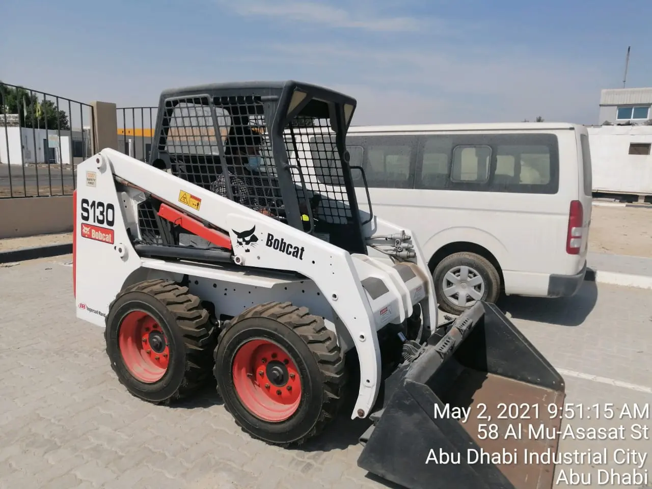 Skid Steers Loader BOBCAT S130 With Bucket