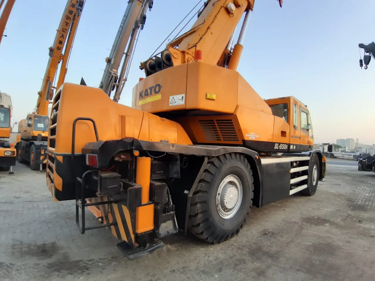 USED KATO SL650 CRANE