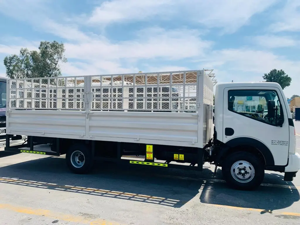 Ashok Leyland LCV Trucks 4.01 Ton - 3