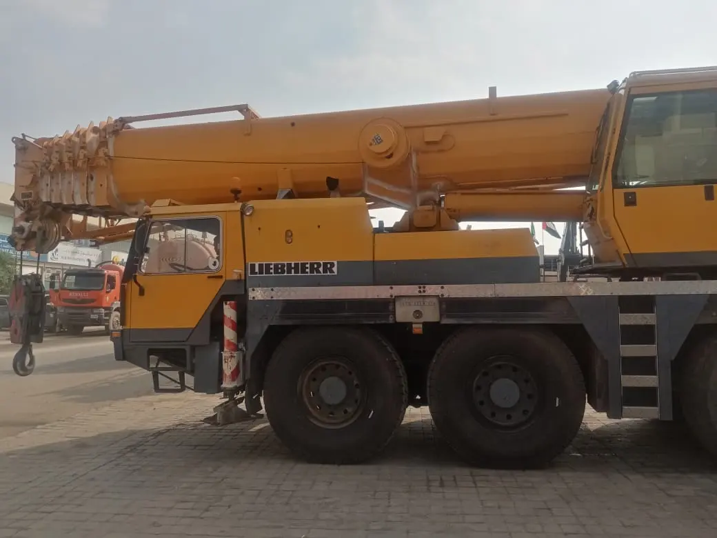 LIEBHERR LTM 1090 (90 TON) MODEL 2000 for Sale - 4