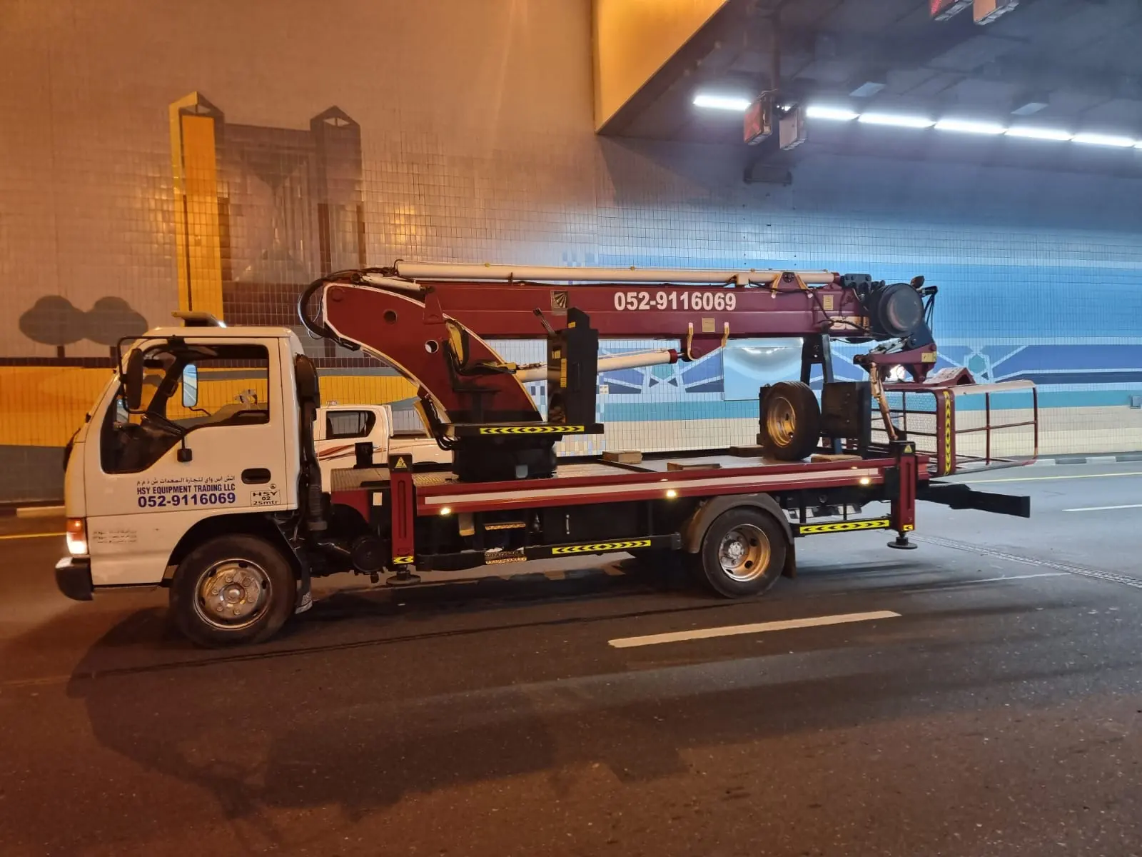 25 METER MANLIFT AVAILABLE ON RENT - 2
